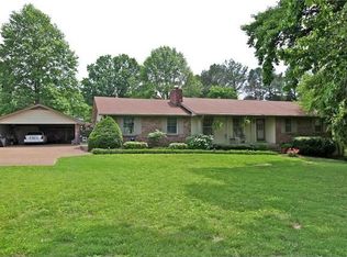 308 Hickory Dr, Old Hickory, TN 37138