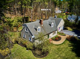 12 Ledge Rd, Cumberland Foreside, ME 04110