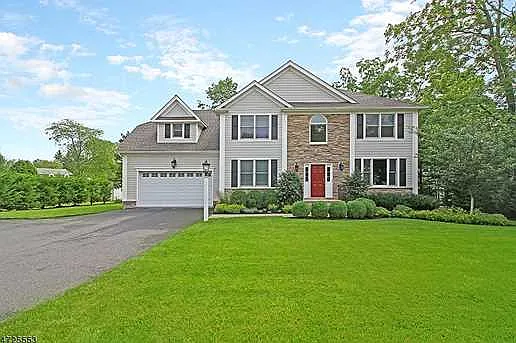 178 S Maple Ave photo 1