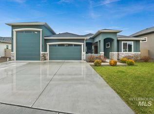 8921 E Lavender Dr, Nampa, ID 83687