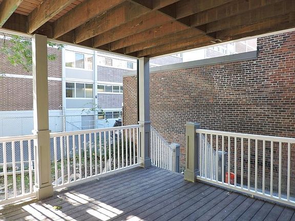 2nd image of 472 Green St #11