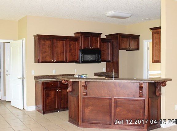 2nd image of 480 Cypress Creek Dr NE