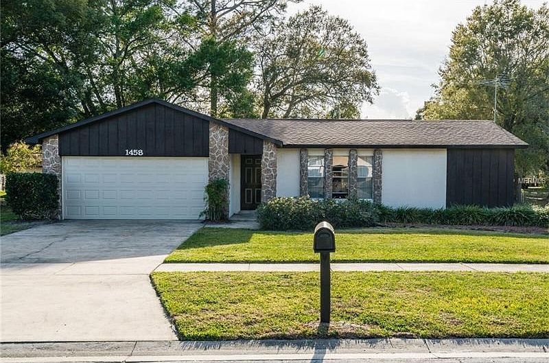 1st image of 1458 Acorn Ct