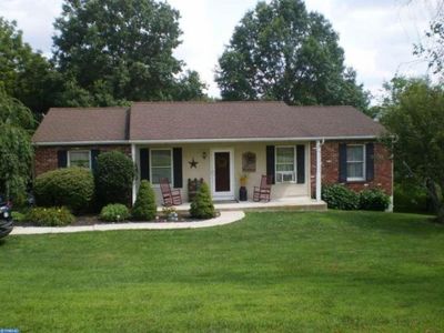 652 Creamery Rd, Telford, PA, 18969