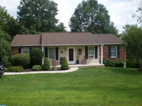 652 Creamery Rd, Telford, PA 18969