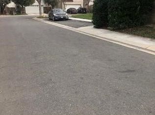 24842 Apple St, Newhall, CA 91321