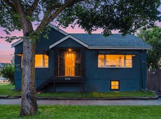 8759 78th Ave NW, Edmonton, AB T6C 0N5