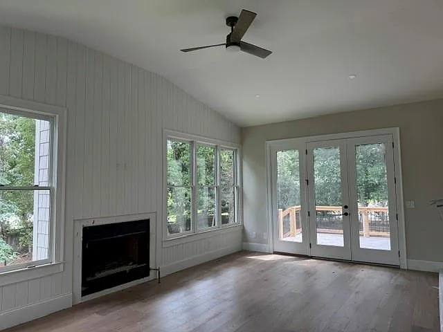 1886 Timothy Dr — Photo 6