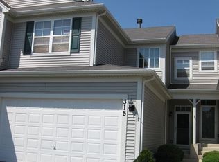 315 Fairmont Ct, Saint Charles, IL 60175