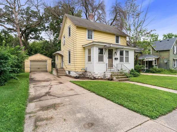 208 12th St SE, Austin, MN 55912