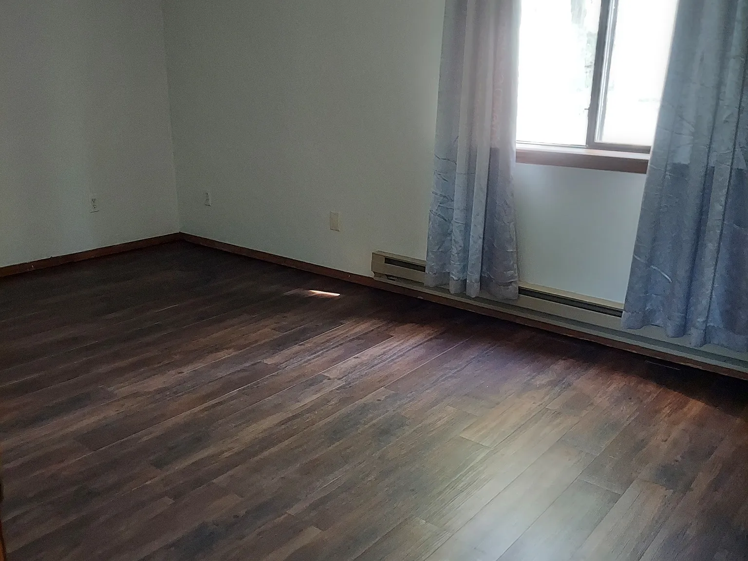 3 bed, 1100 sqft, $1,799 — Photo 4