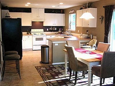 Kitchen/Breakfast Area