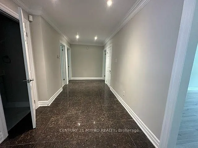 3 bed, $5,500 — Photo 2