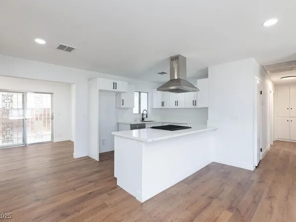 3025 Holmes St, North Las Vegas, NV 89030