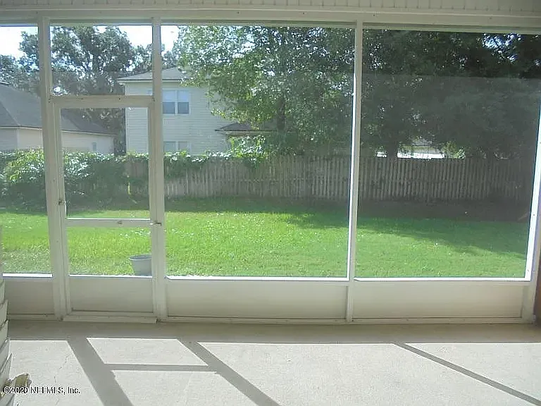 3120 Double Oaks Dr — Photo 22