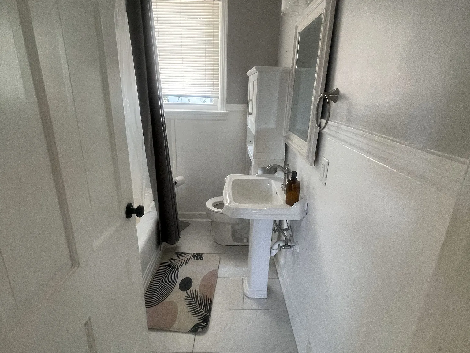 3 bed, 1145 sqft, $1,587 — Photo 4