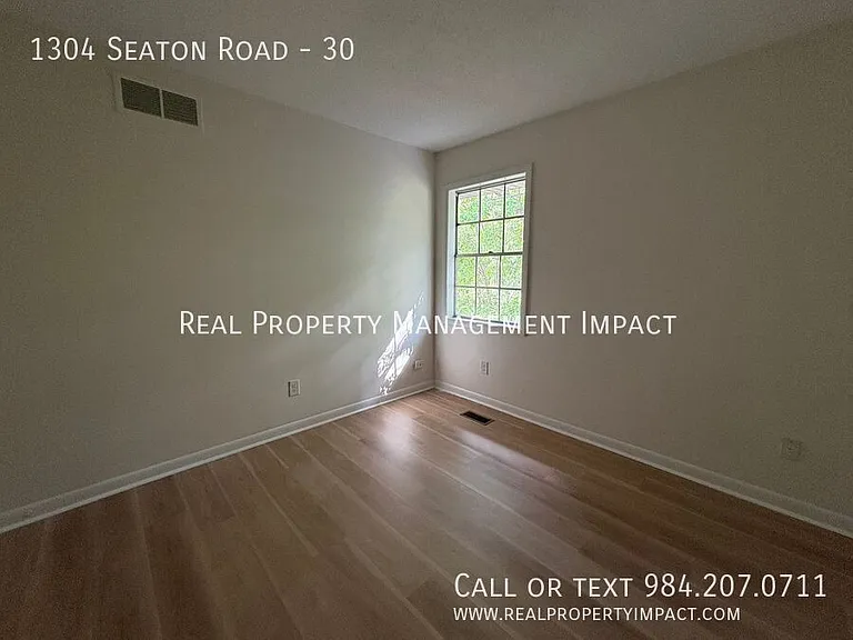 1304 Seaton Rd #30 — Photo 41