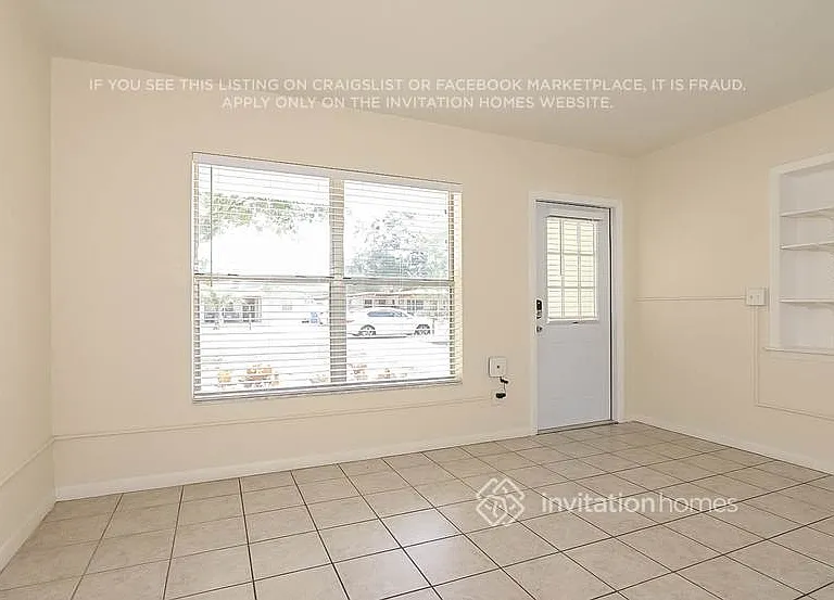2160 Riviera Dr — Photo 10