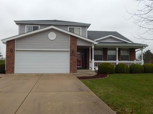 402 Feeney Dr, Minooka, IL 60447