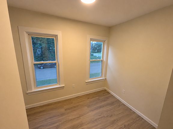 3rd image of 205 Klein St #2