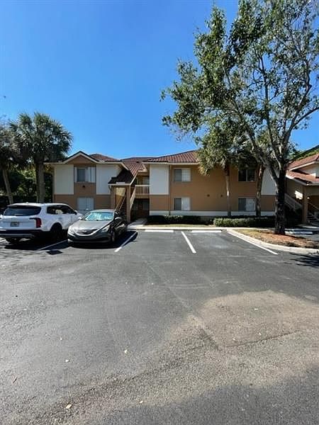 1st image of 726 NW 91st Ter