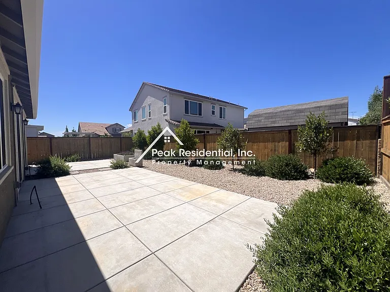 4616 S Hills Dr — Photo 5