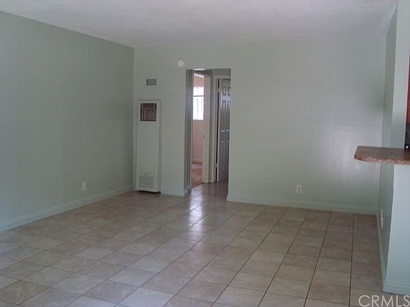 3rd image of 417 County Rd