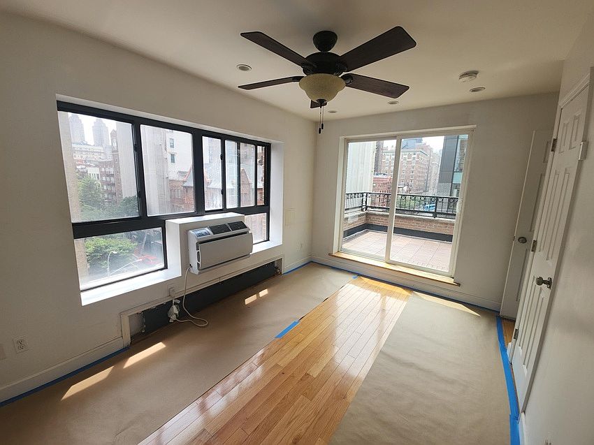 1st image of 340 Amsterdam Ave #501
