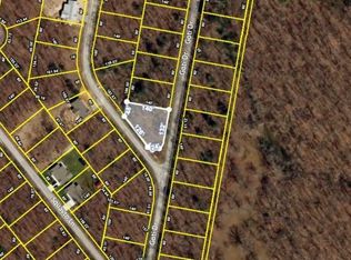3002 Kiki Dr, Crossville, TN 38572