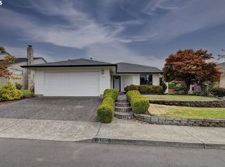 3205 SE 153rd Ave, Vancouver, WA 98683