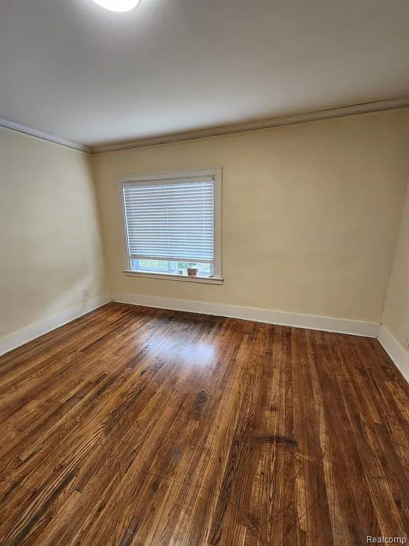 2 bed, 1.0 bath, 1296 sqft, $1,150 — Photo 3