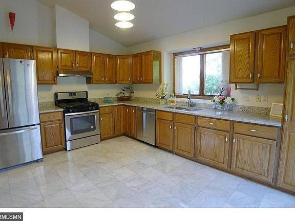 5th image of 2604 Kennelly Pl