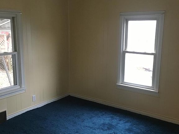 3rd image of 1824 Guernsey St