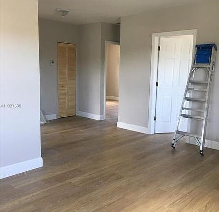 3rd image of 2311 NW 15th St #2