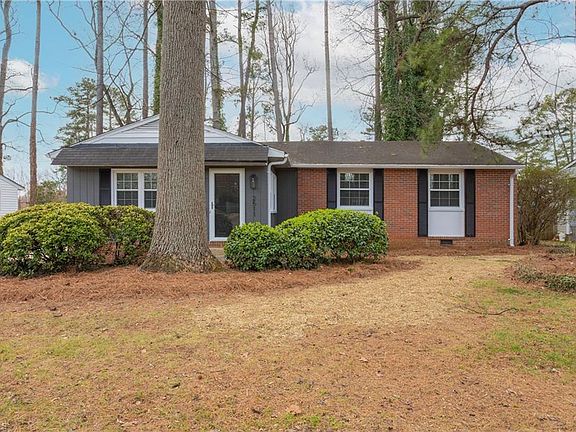2nd image of 2511 Westmoreland Dr