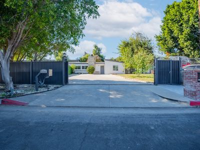 8561 Orion Ave, North Hills, CA, 91343