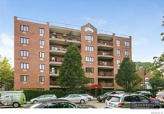 Rented by Brownstone Real Estate | media 30