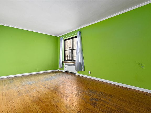 2nd image of 251 Seaman Ave APT 2H