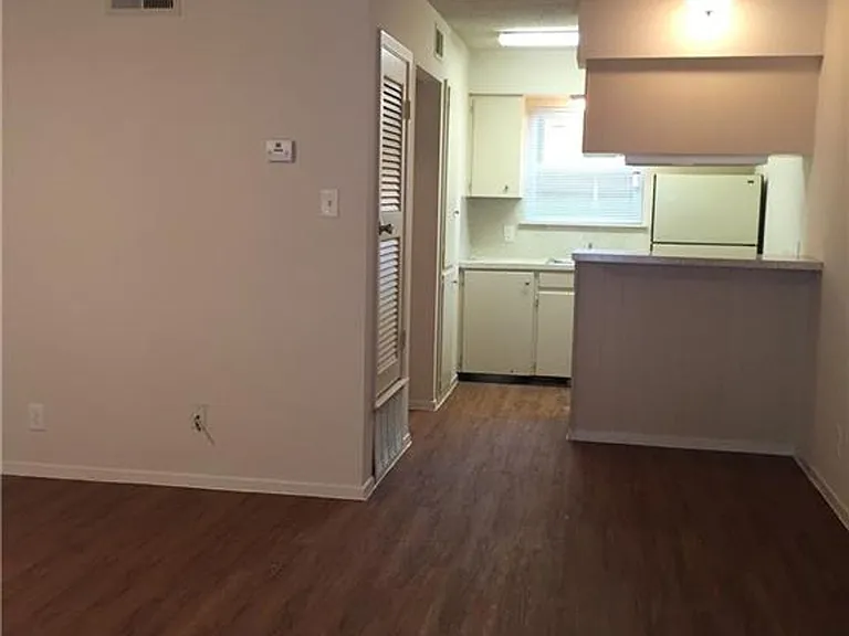 5101 Evans Ave — Photo 9