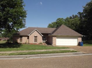 4578 Tracy Lynn Dr, Memphis, TN 38125