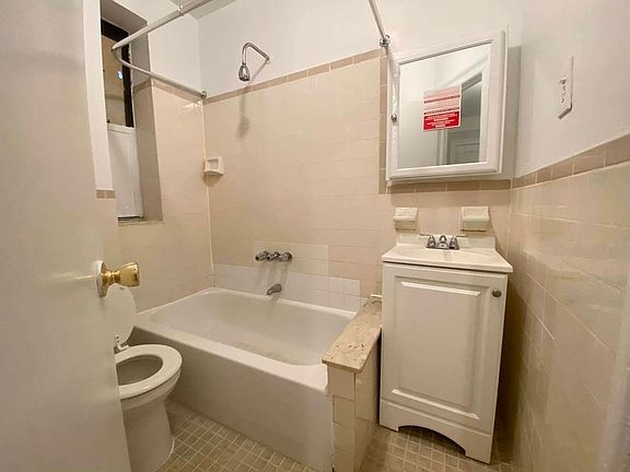 3rd image of 30-08 Broadway #6