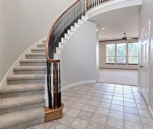 3rd image of 3216 Edwards Dr