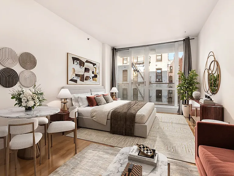 11-35 45th Ave #3H — Photo 1