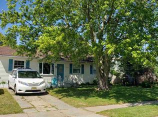 315 Linden Ln, Rio Grande, NJ 08242