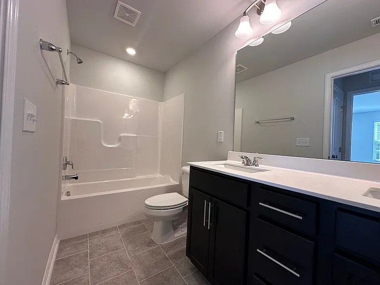 5927 Woodlawn Dr — Photo 14
