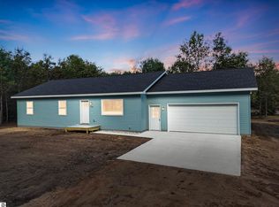 5556 W Sanborn Rd, Lake City, MI 49651