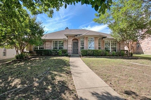 1st image of 709 Big Oak Ct