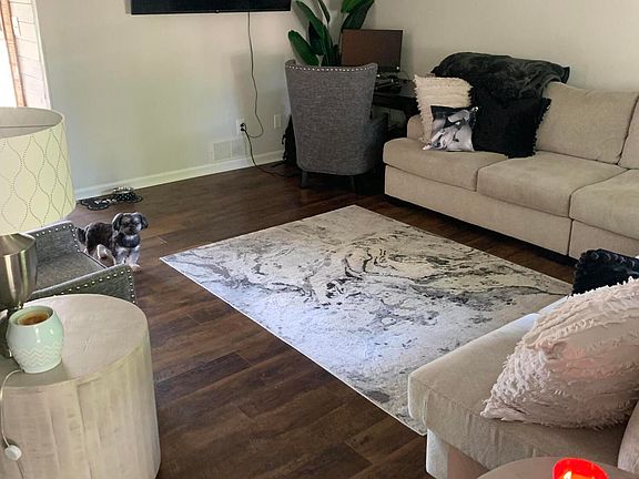 4th image of 1272 Kennecott Way