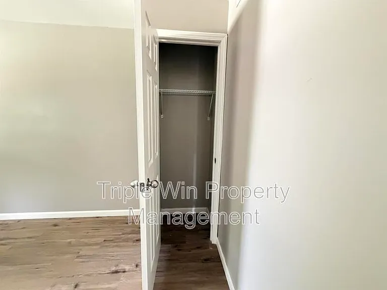 11050 Linnell Dr — Photo 13