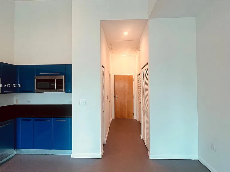 253 NE 2nd St #330 — Photo 7